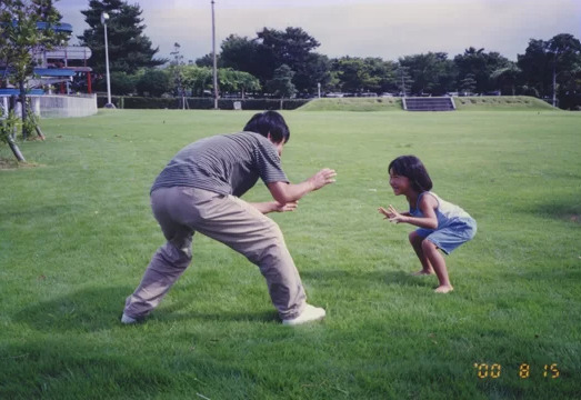 eri-tosaka-when-she-was-a-child